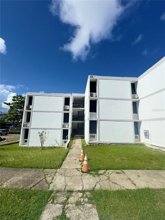 На продажу: $260,000 (3 спален, 2 ванн, 1183 Квадратных фут)