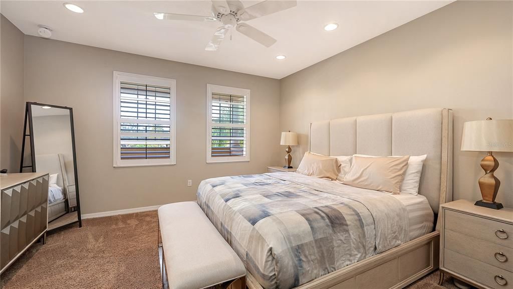 На продажу: $349,000 (3 спален, 2 ванн, 1661 Квадратных фут)