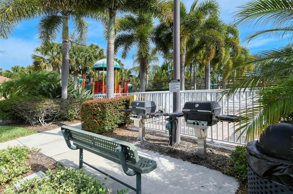 На продажу: $349,000 (3 спален, 2 ванн, 1661 Квадратных фут)