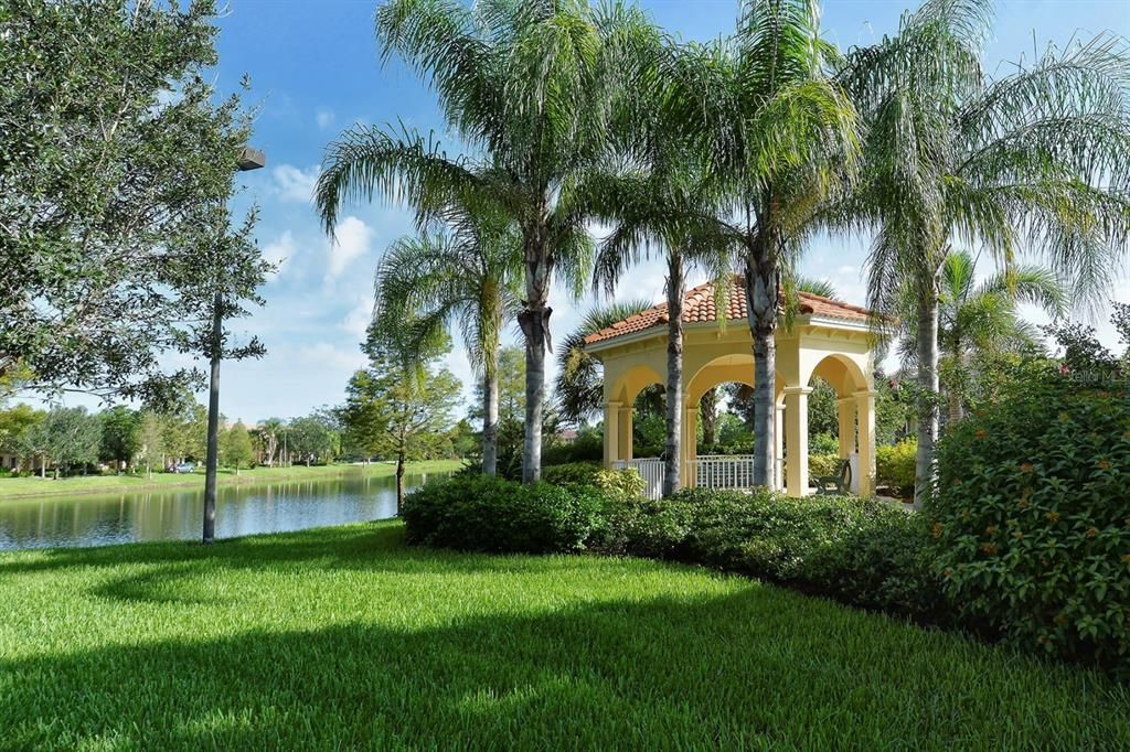 На продажу: $349,000 (3 спален, 2 ванн, 1661 Квадратных фут)