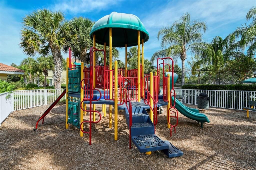 На продажу: $349,000 (3 спален, 2 ванн, 1661 Квадратных фут)