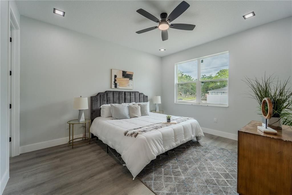 En Venta: $419,999 (4 camas, 2 baños, 1908 Pies cuadrados)