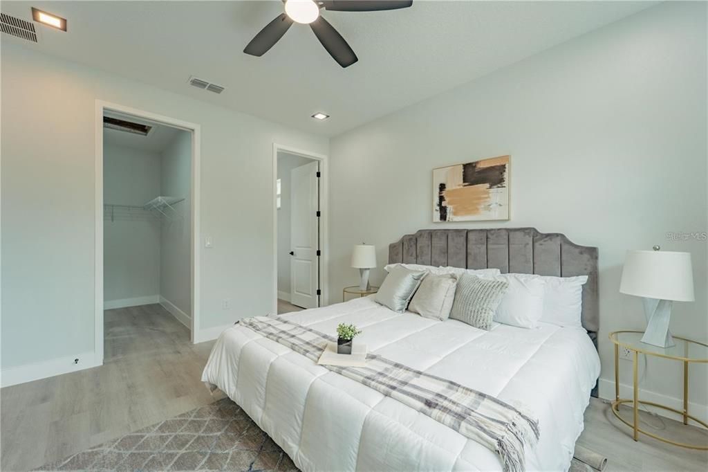 En Venta: $419,999 (4 camas, 2 baños, 1908 Pies cuadrados)