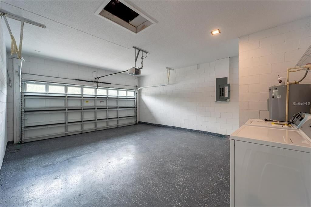 En Venta: $419,999 (4 camas, 2 baños, 1908 Pies cuadrados)