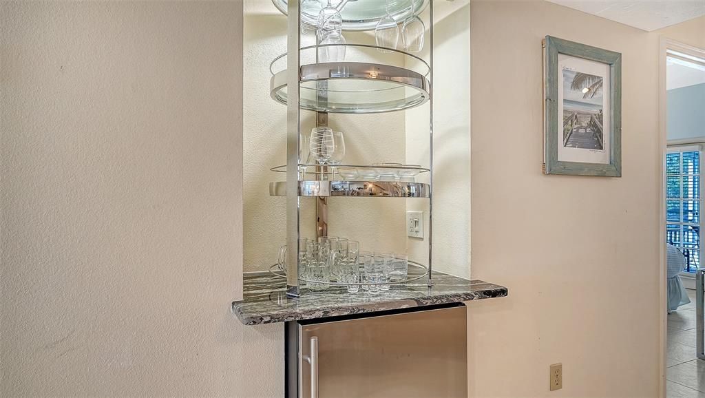 For Sale: $989,000 (3 beds, 2 baths, 1495 Square Feet)