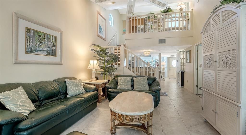 For Sale: $989,000 (3 beds, 2 baths, 1495 Square Feet)