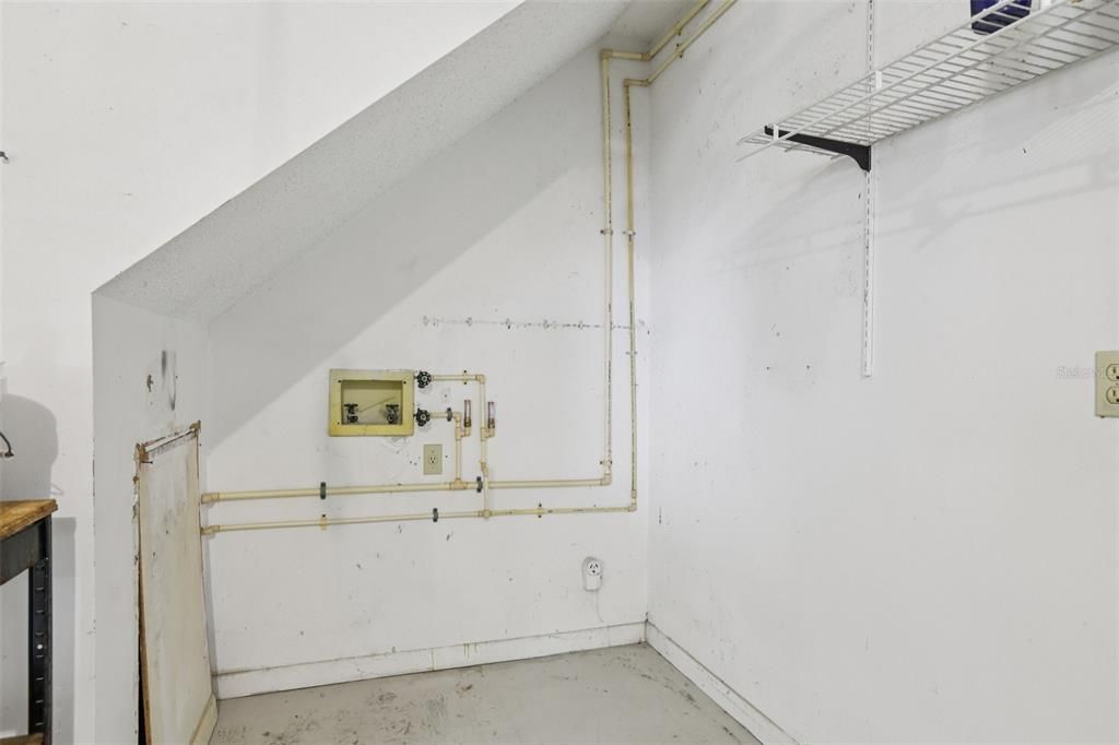 For Sale: $135,000 (2 beds, 2 baths, 1272 Square Feet)