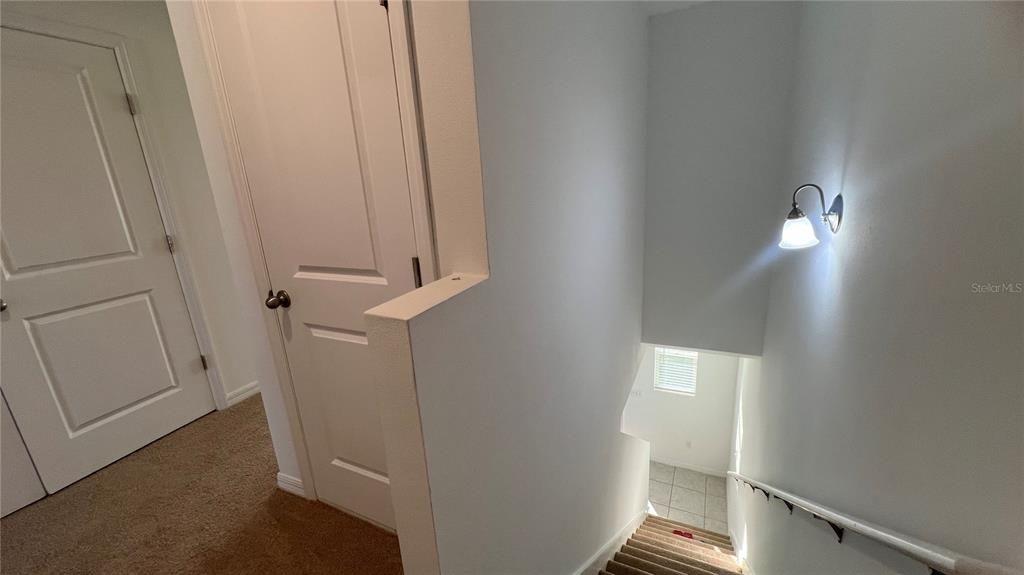 For Rent: $1,900 (3 beds, 2 baths, 1404 Square Feet)