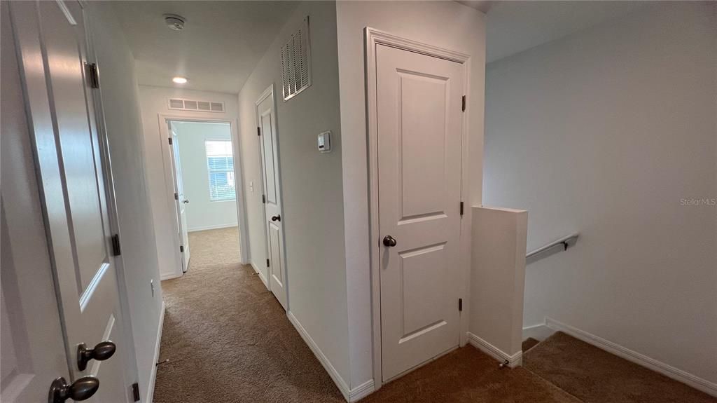 For Rent: $1,900 (3 beds, 2 baths, 1404 Square Feet)