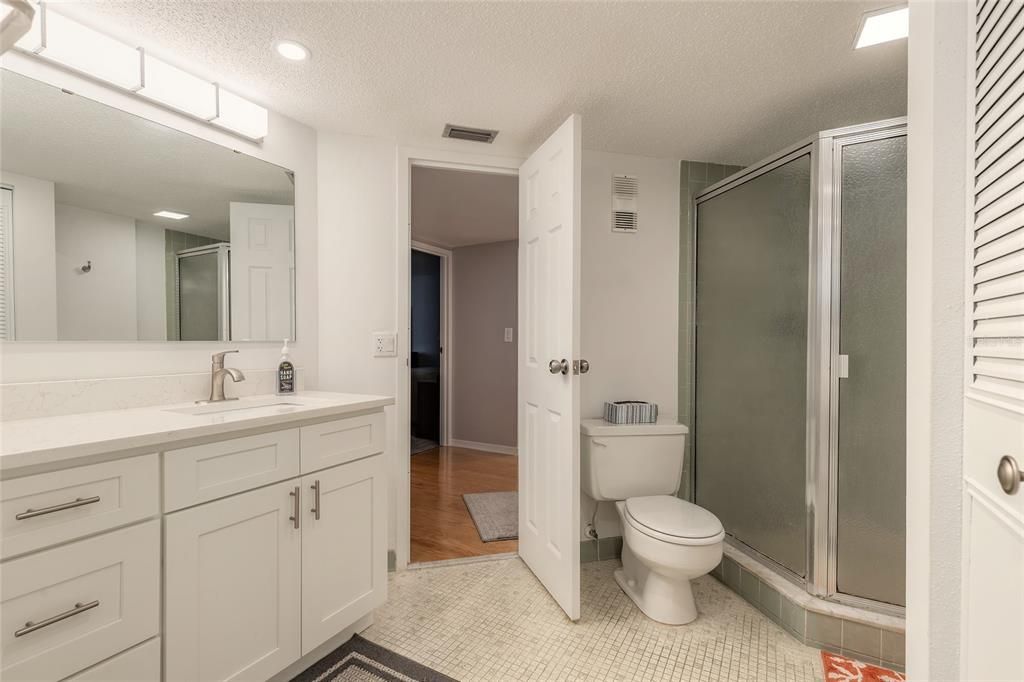 En Venta: $219,000 (2 camas, 2 baños, 1210 Pies cuadrados)