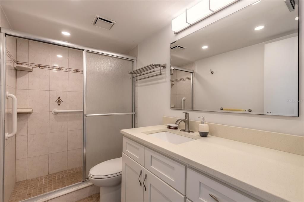 En Venta: $219,000 (2 camas, 2 baños, 1210 Pies cuadrados)