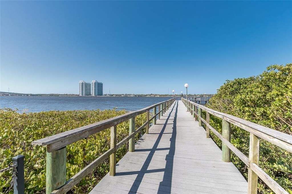 En Venta: $219,000 (2 camas, 2 baños, 1210 Pies cuadrados)