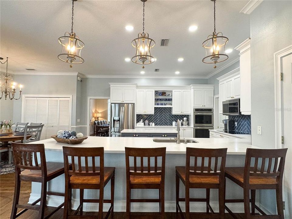 For Sale: $875,000 (5 beds, 3 baths, 3436 Square Feet)