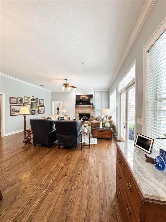 For Sale: $875,000 (5 beds, 3 baths, 3436 Square Feet)