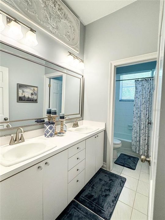 For Sale: $875,000 (5 beds, 3 baths, 3436 Square Feet)