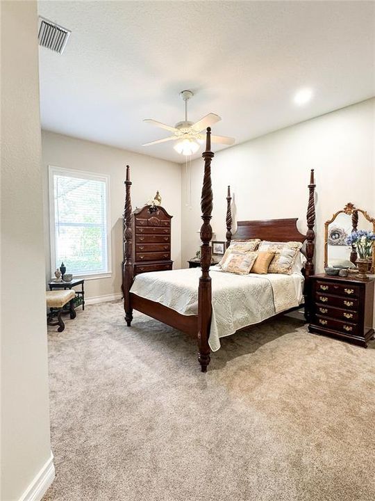 For Sale: $875,000 (5 beds, 3 baths, 3436 Square Feet)