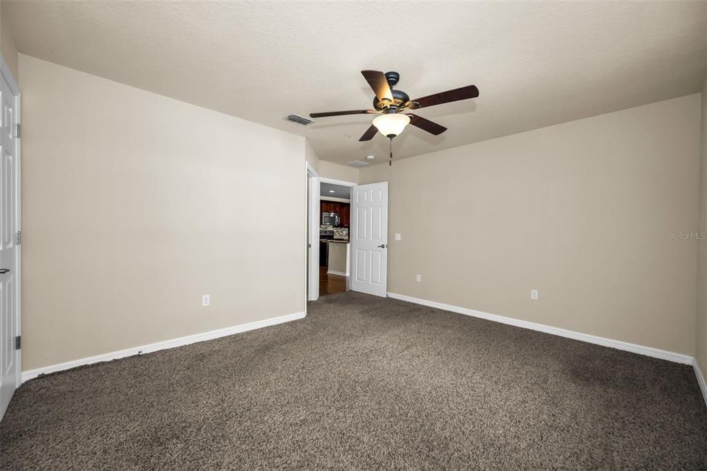 На продажу: $249,000 (3 спален, 2 ванн, 1228 Квадратных фут)