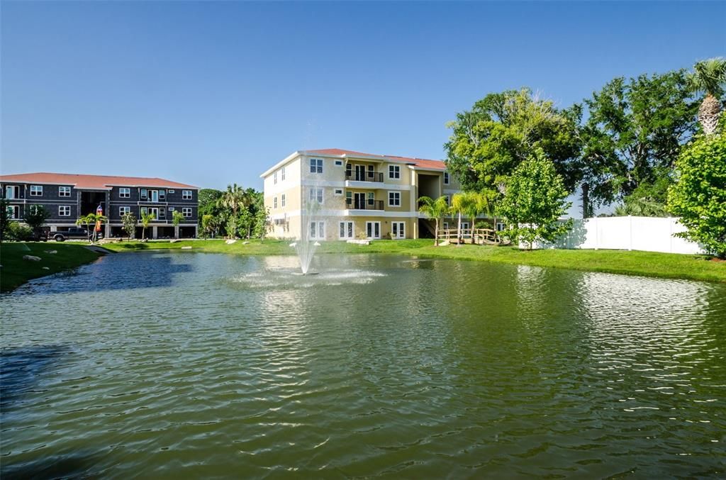 На продажу: $249,000 (3 спален, 2 ванн, 1228 Квадратных фут)