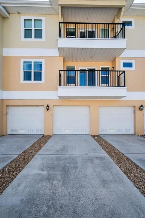 На продажу: $249,000 (3 спален, 2 ванн, 1228 Квадратных фут)