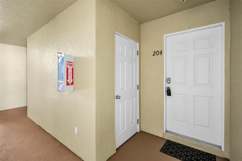 На продажу: $249,000 (3 спален, 2 ванн, 1228 Квадратных фут)