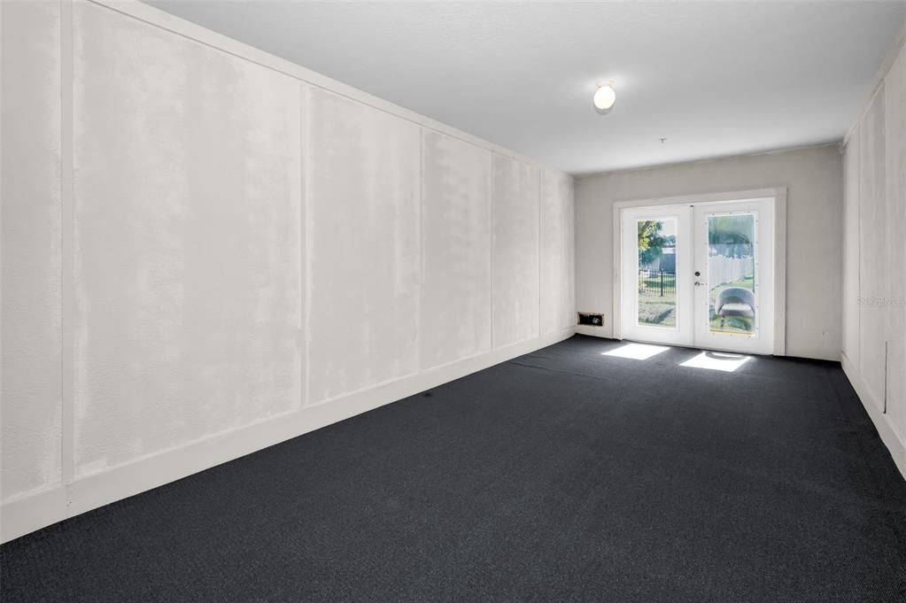 На продажу: $249,000 (3 спален, 2 ванн, 1228 Квадратных фут)