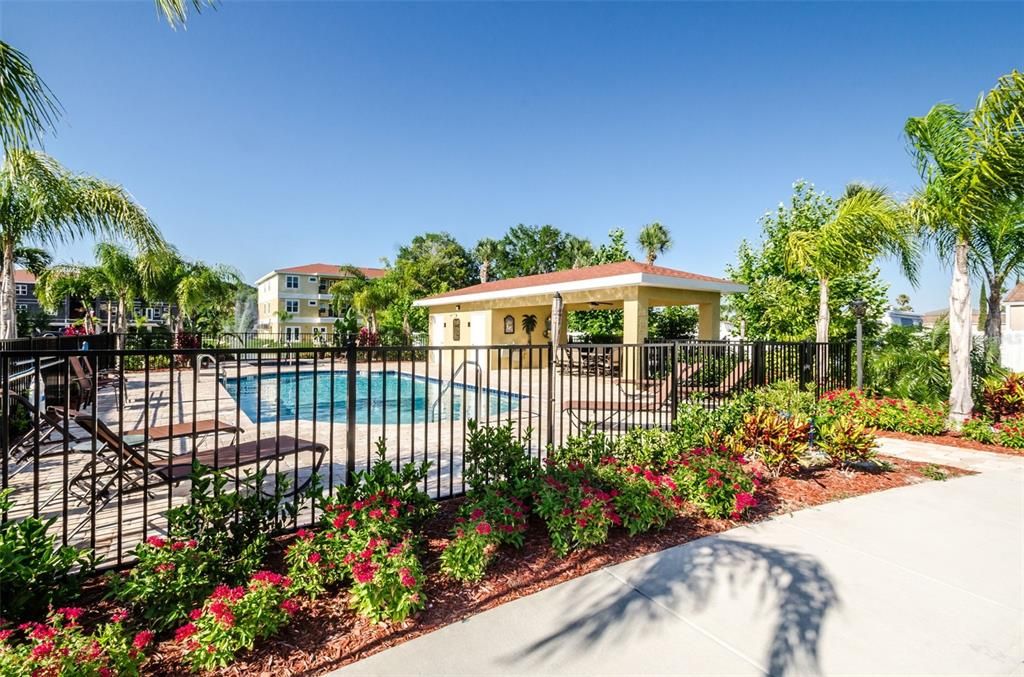 На продажу: $249,000 (3 спален, 2 ванн, 1228 Квадратных фут)