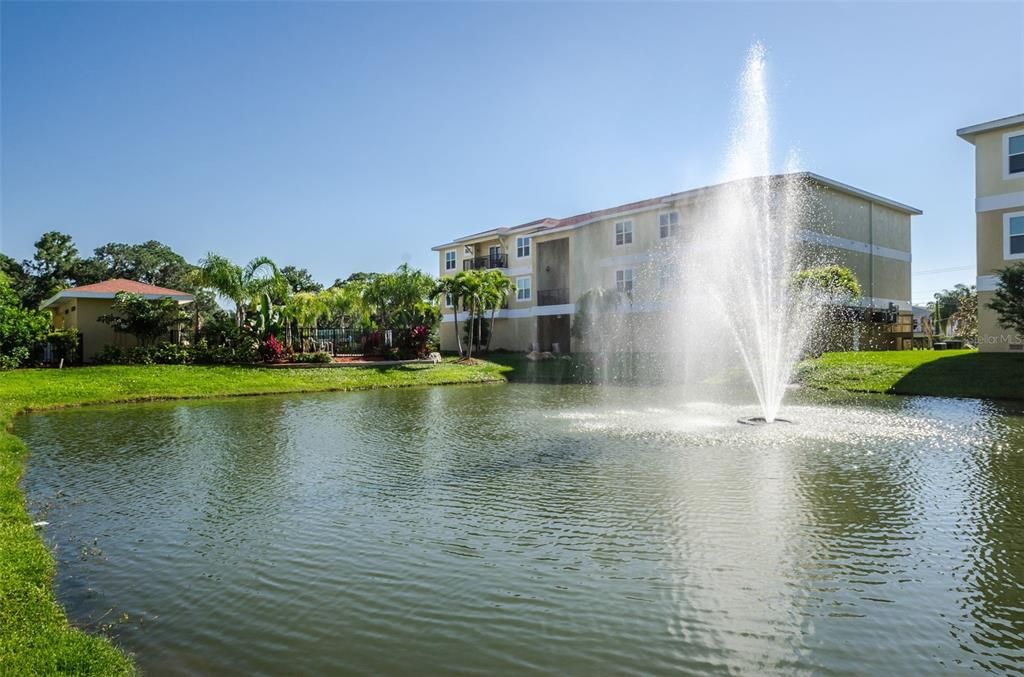 На продажу: $249,000 (3 спален, 2 ванн, 1228 Квадратных фут)