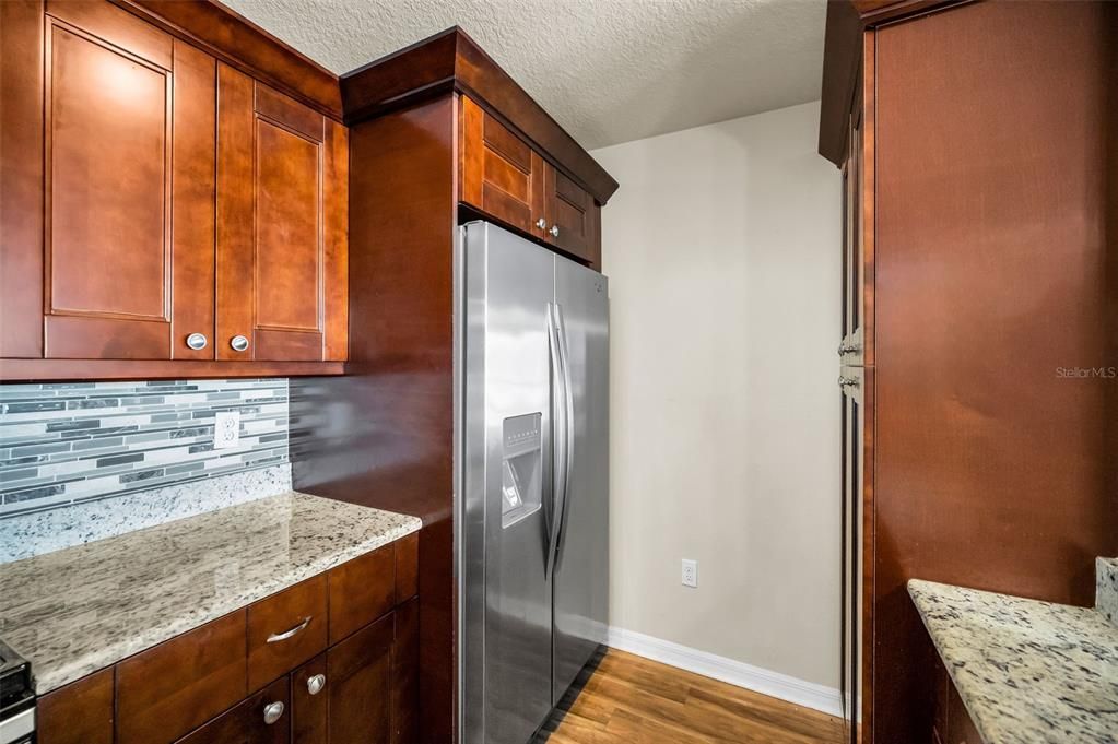 На продажу: $249,000 (3 спален, 2 ванн, 1228 Квадратных фут)