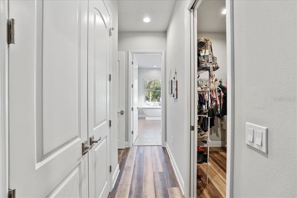 待售: $675,000 (3 贝兹, 2 浴室, 2287 平方英尺)