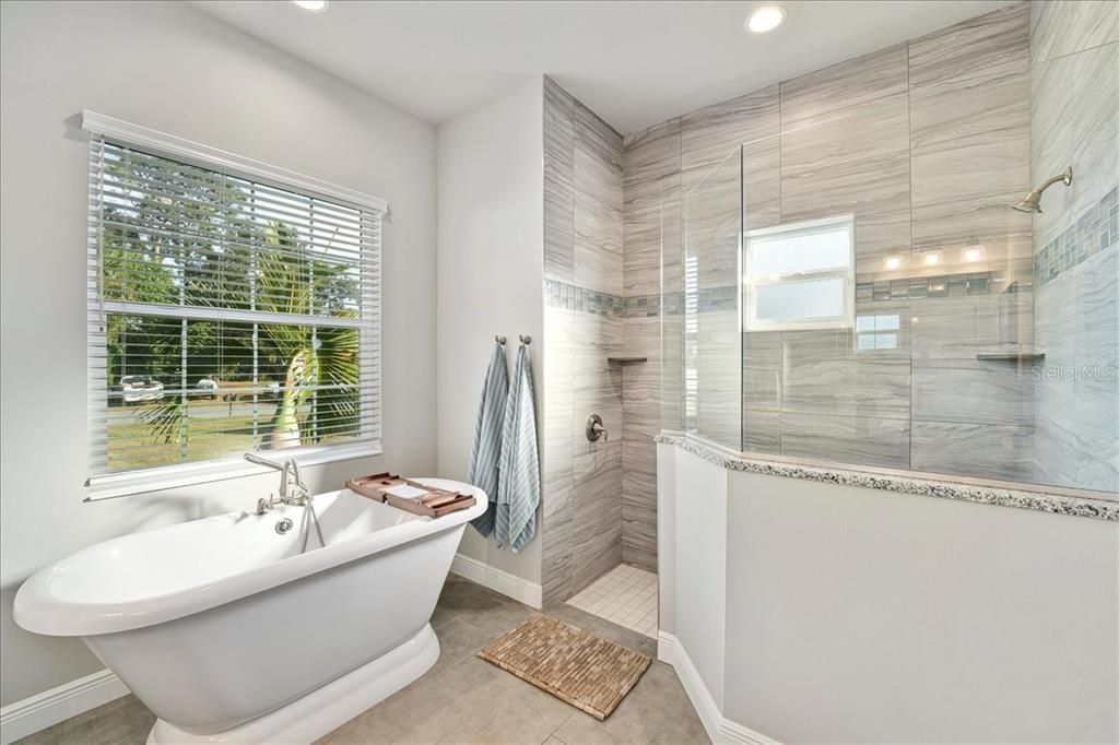 待售: $675,000 (3 贝兹, 2 浴室, 2287 平方英尺)