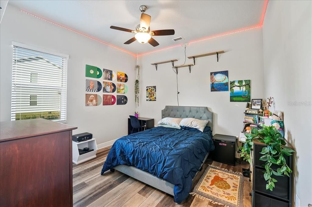 待售: $675,000 (3 贝兹, 2 浴室, 2287 平方英尺)