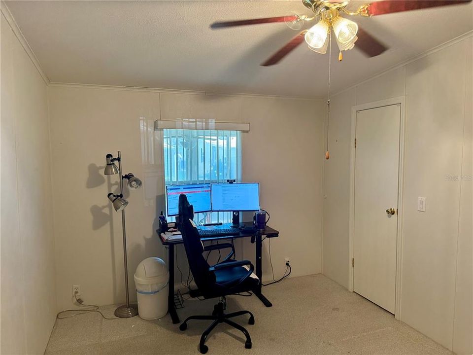 For Sale: $199,000 (3 beds, 2 baths, 1593 Square Feet)