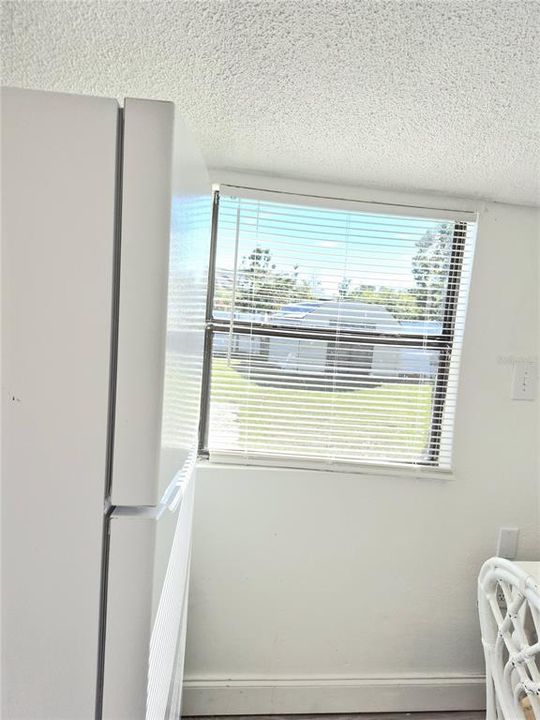 For Sale: $289,900 (3 beds, 3 baths, 1284 Square Feet)