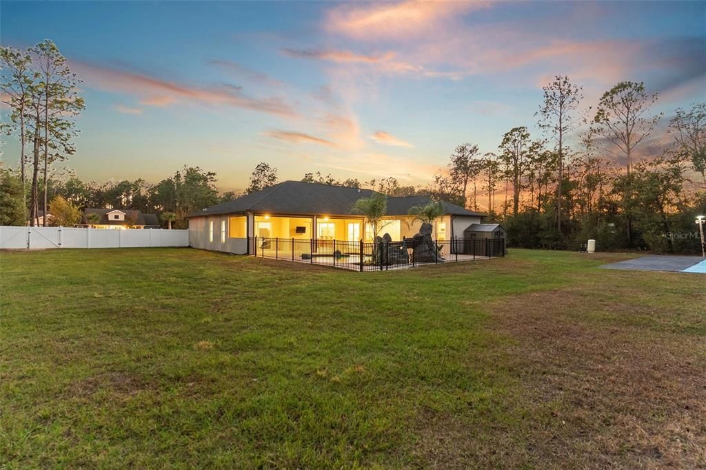 En Venta: $975,000 (4 camas, 3 baños, 3093 Pies cuadrados)