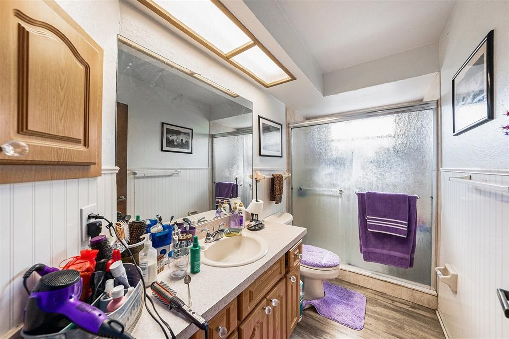 For Sale: $375,000 (3 beds, 2 baths, 1600 Square Feet)