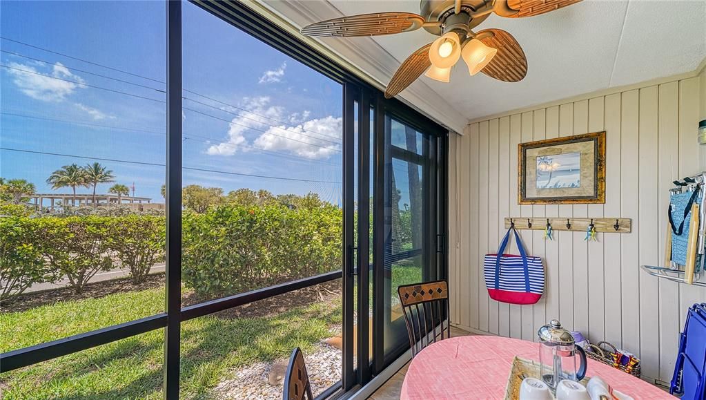 出租: $6,900 (2 贝兹, 2 浴室, 1182 平方英尺)