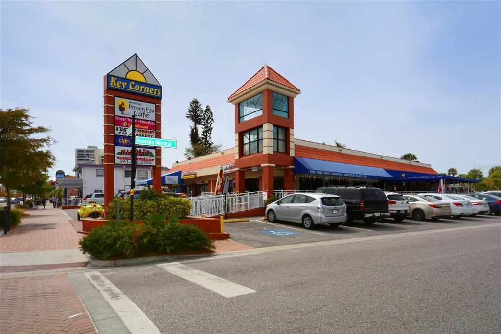 出租: $6,900 (2 贝兹, 2 浴室, 1182 平方英尺)