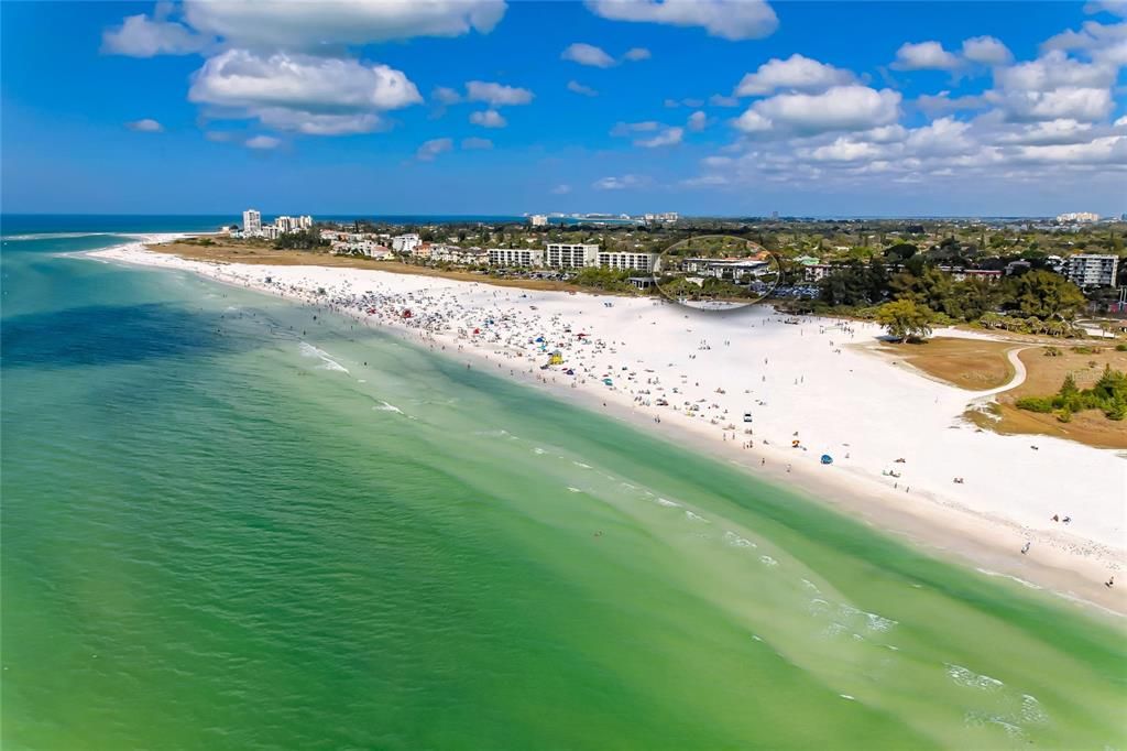 出租: $6,900 (2 贝兹, 2 浴室, 1182 平方英尺)