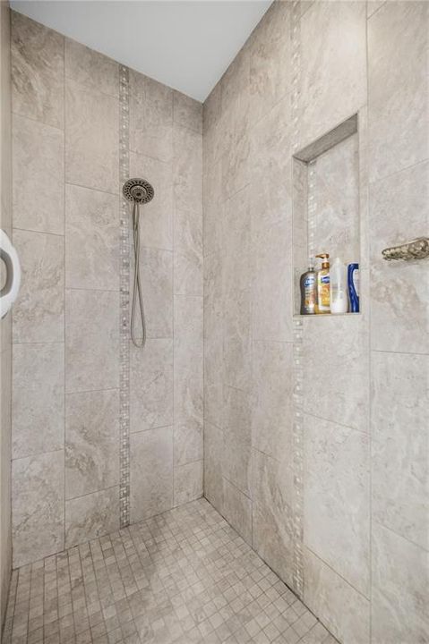 En Venta: $440,000 (3 camas, 2 baños, 1922 Pies cuadrados)