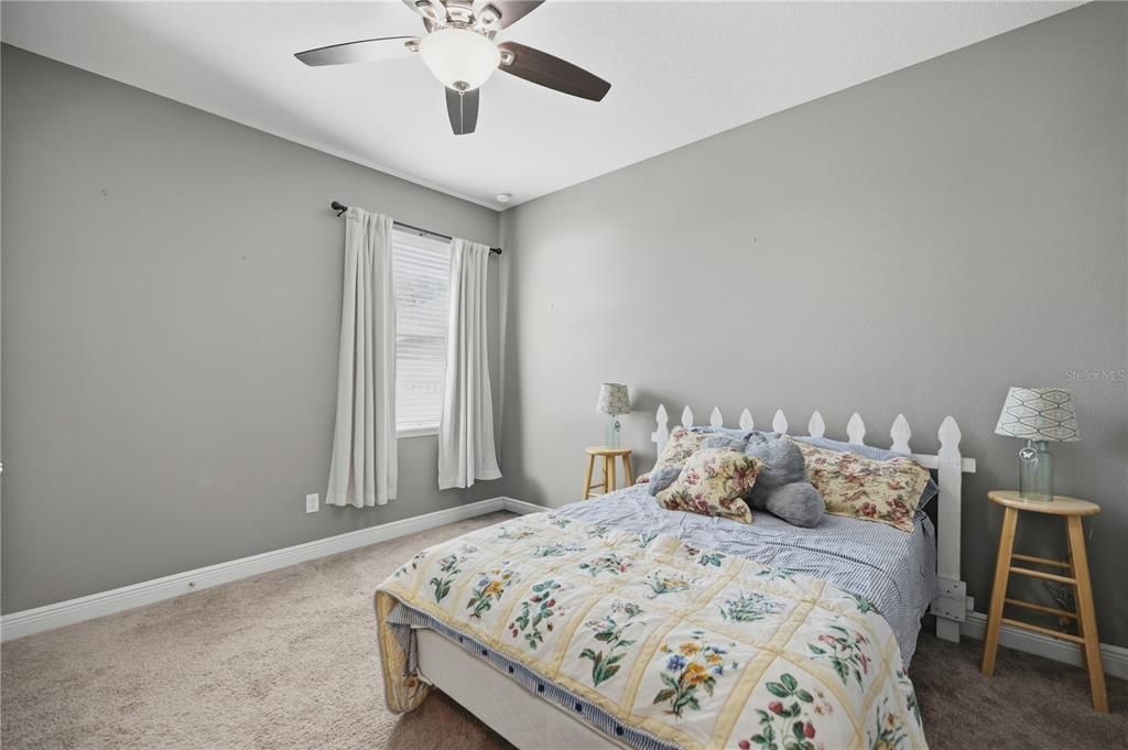 En Venta: $440,000 (3 camas, 2 baños, 1922 Pies cuadrados)