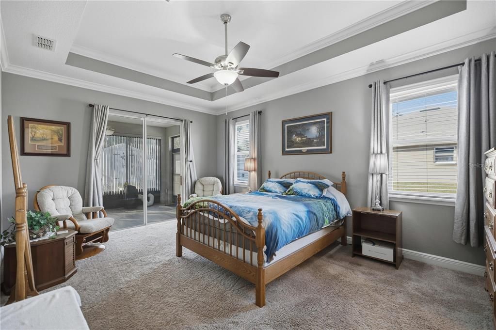 En Venta: $440,000 (3 camas, 2 baños, 1922 Pies cuadrados)