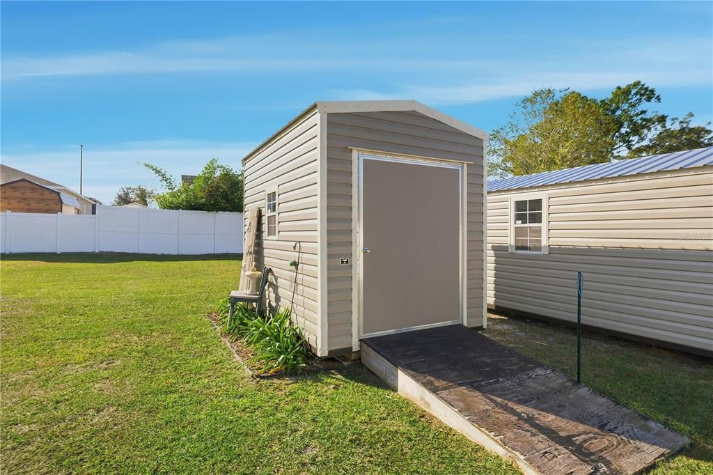 En Venta: $440,000 (3 camas, 2 baños, 1922 Pies cuadrados)