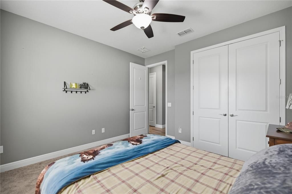 En Venta: $440,000 (3 camas, 2 baños, 1922 Pies cuadrados)