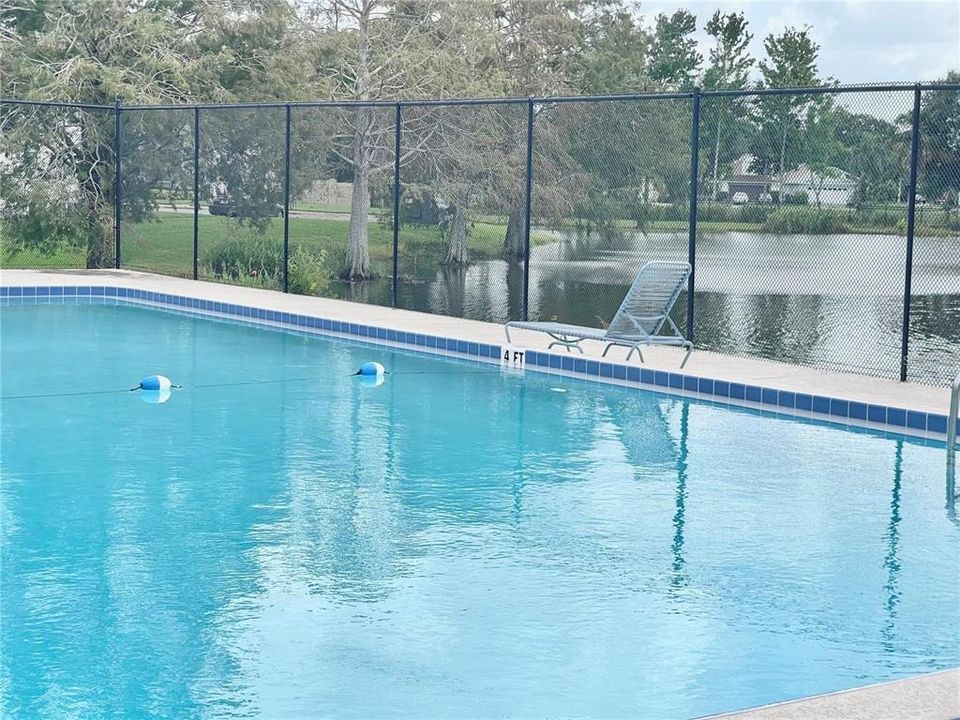 待售: $209,000 (2 贝兹, 2 浴室, 918 平方英尺)