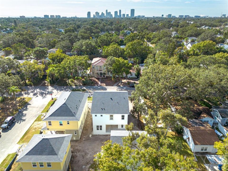 待售: $1,850,000 (6 贝兹, 4 浴室, 3573 平方英尺)