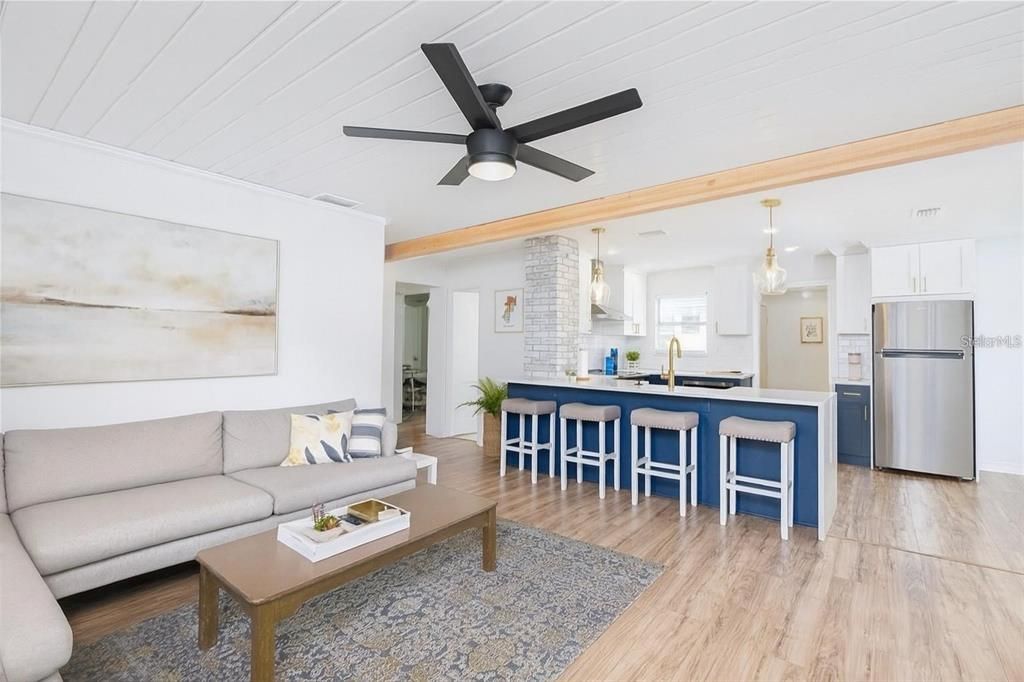 For Rent: $2,750 (3 beds, 2 baths, 1283 Square Feet)