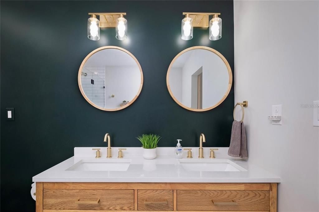 For Rent: $2,750 (3 beds, 2 baths, 1283 Square Feet)