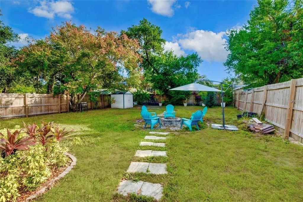 For Rent: $2,750 (3 beds, 2 baths, 1283 Square Feet)