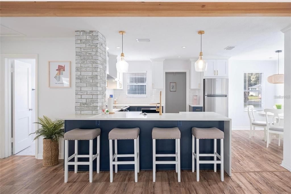 For Rent: $2,750 (3 beds, 2 baths, 1283 Square Feet)