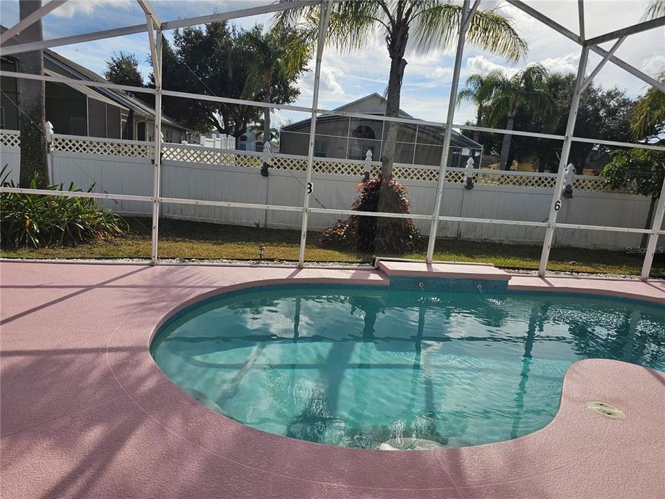 На продажу: $495,000 (4 спален, 2 ванн, 1822 Квадратных фут)